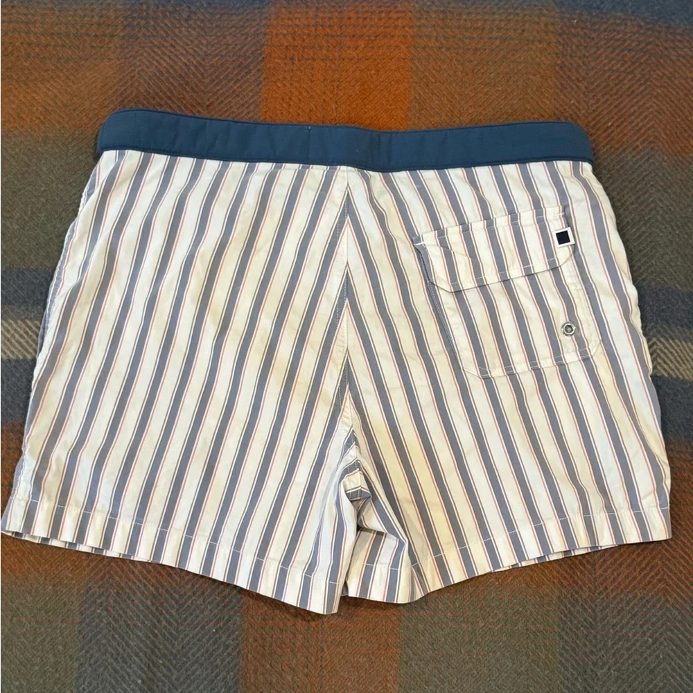 SOLID & STRIPED Men's Kennedy Swim Shorts - Picture 3 of 7